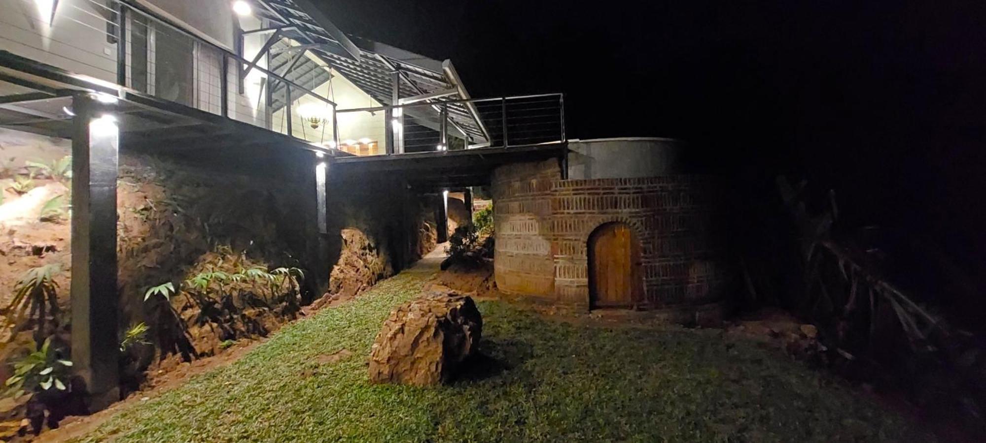 Ella Nine Peaks Hotel Bagian luar foto