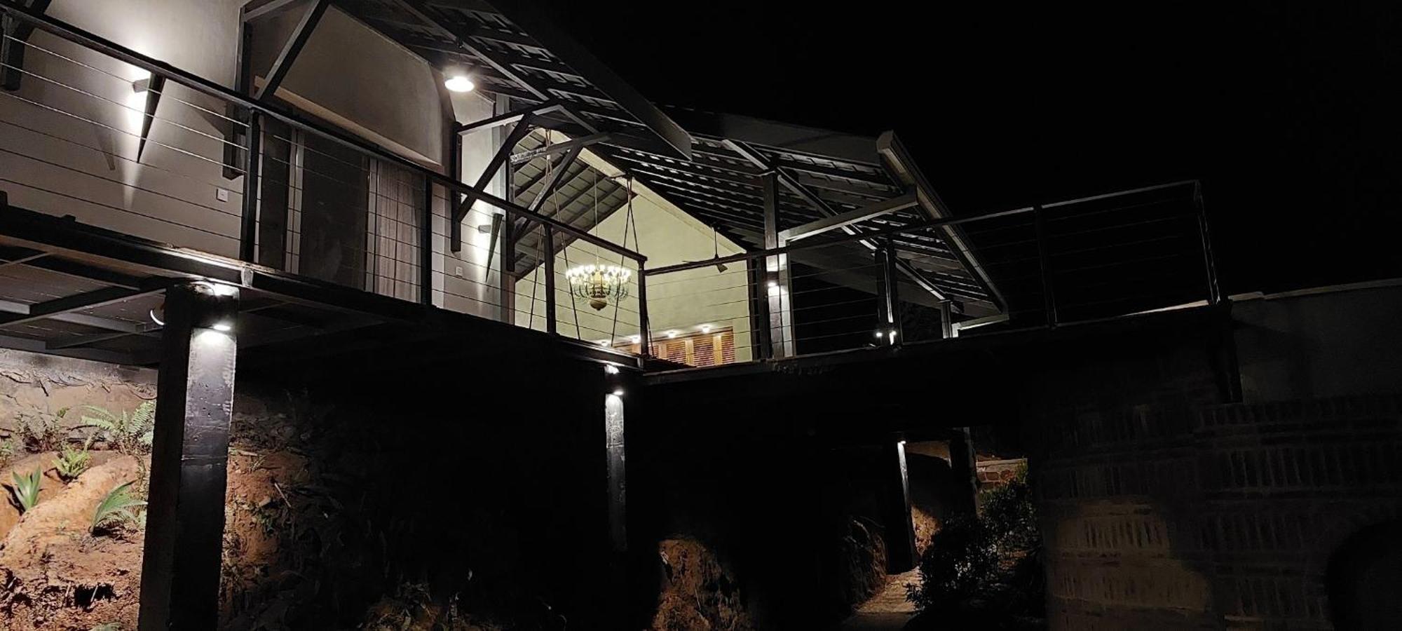 Ella Nine Peaks Hotel Bagian luar foto